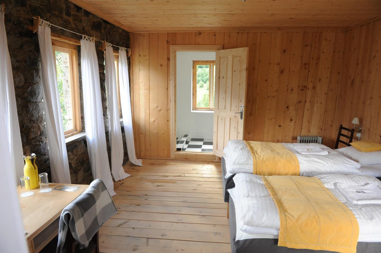 Grand Hotel Ushba Mazeri Chambre photo
